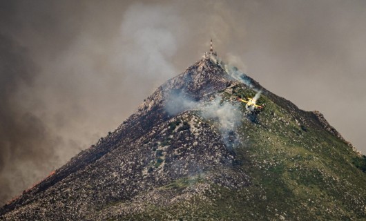 Fotoreportage di Vincenzo Russo sull’ultimo devastante incendio su Monte Cuccio (PA)